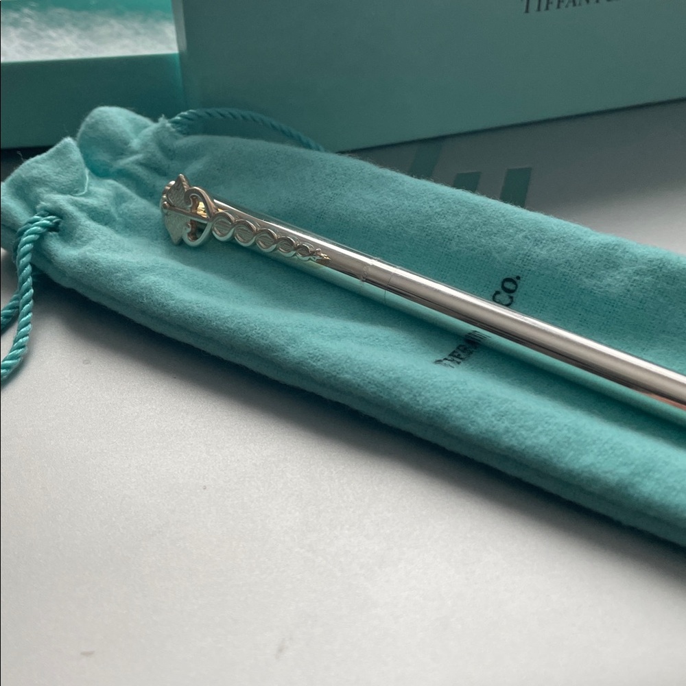 Tiffany & Co. Silver Spiral Pen - Picture 2 of 6